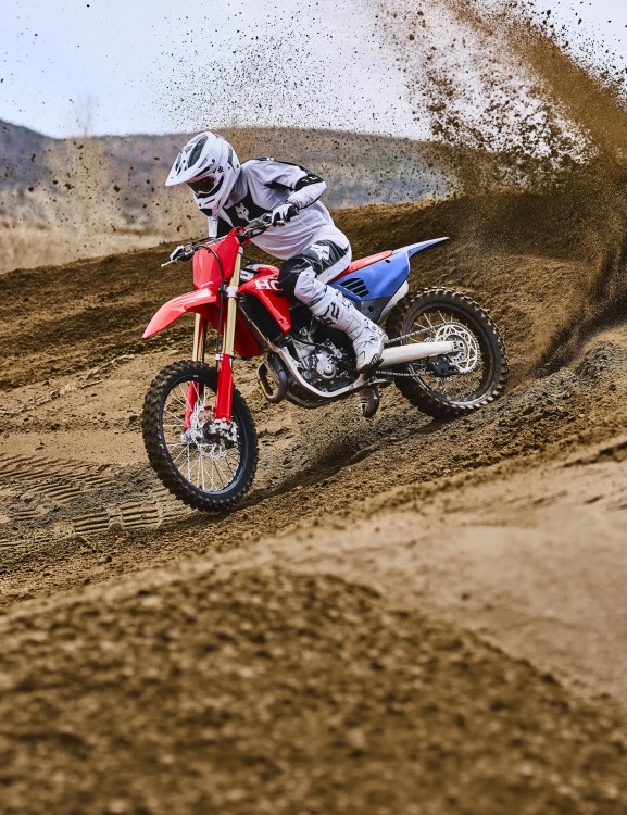 2027-crf450r-product-page-header-mobile-1600-x-2080