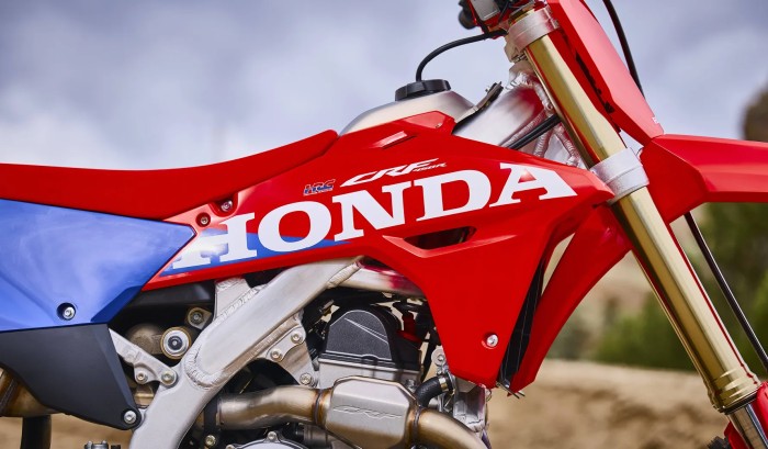 Bold Honda Graphics