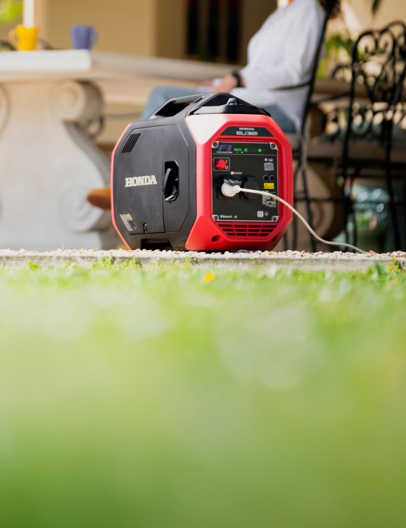 eu32i-product-page-hero-mobile-1600x2080